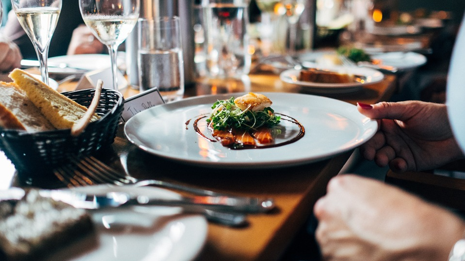 How Storytelling Marketing Can Spice Up Your Restaurant's Branding