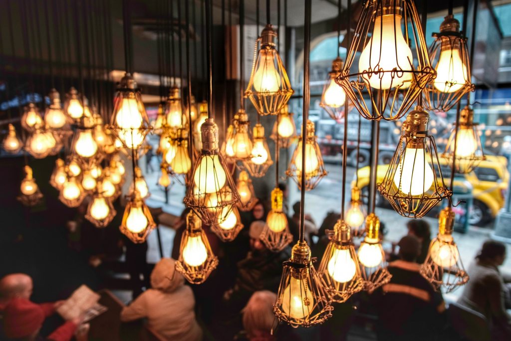Restaurant lighting decor