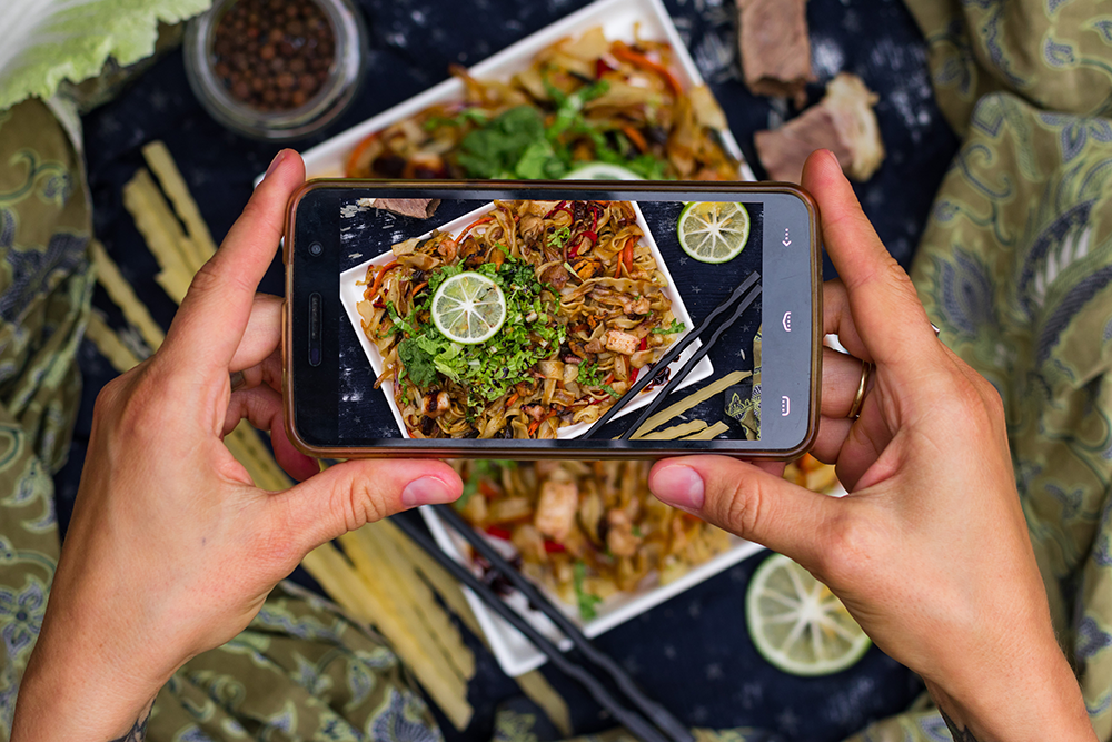 how to take better restaurant food photos
